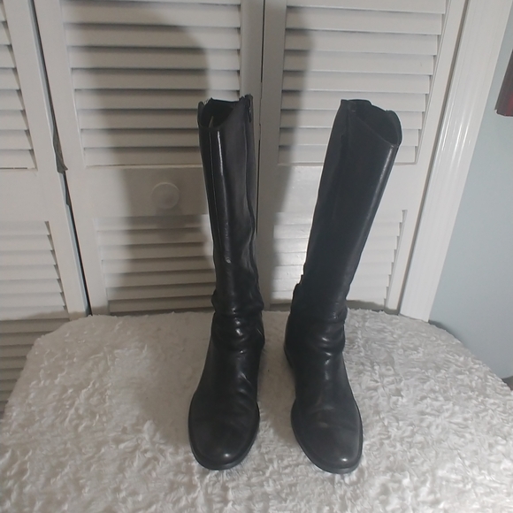 Italian black leather boots SZ 7 - Picture 3 of 10
